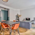 Guestready - Gateway To Parisian Delight